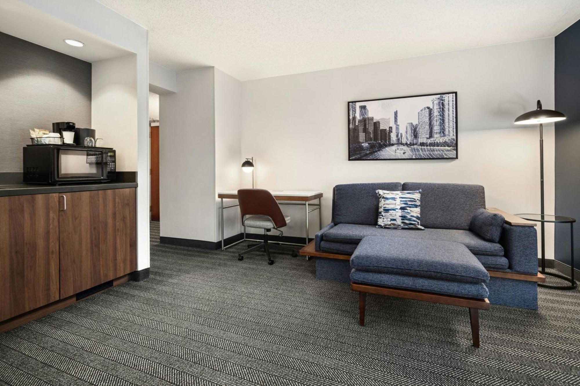Courtyard By Marriott Chicago Downtown/River North Exteriör bild